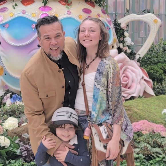 Meet the Posher Other - Meet your Posher, Elise